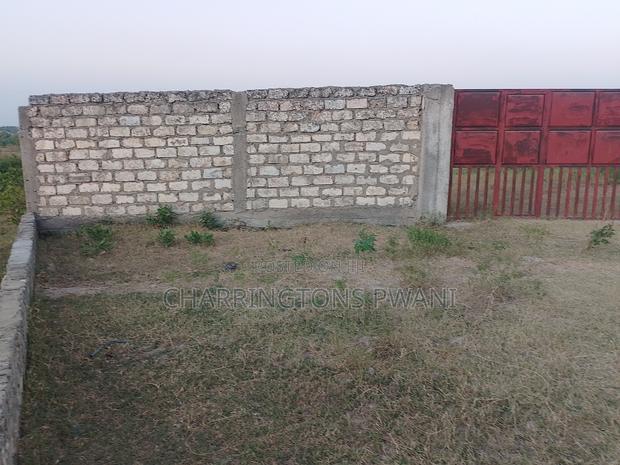 5 Acres in Mariakani - Ideal for Factory or Warehouse