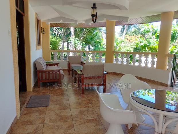 Furnished 3bdrm Villa in Diani for sale