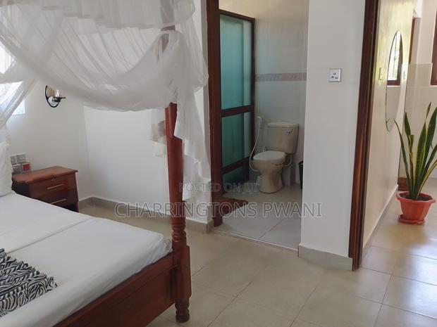 Short-Stay Business - Diani | 4 One-Beds + 1 Studio