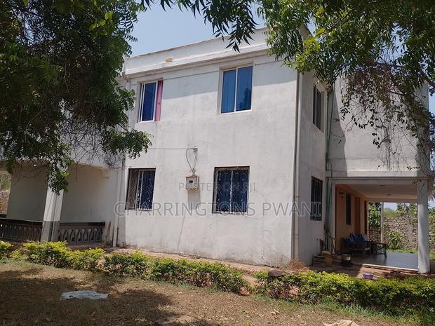 Furnished 5bdrm Maisonette in Nyumba Mbovu, Mwavumbo for sale