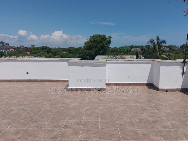 Short-Stay Business - Diani | 4 One-Beds + 1 Studio