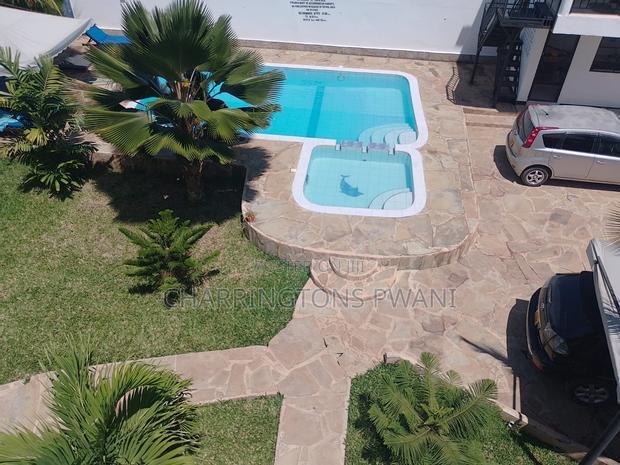 Short-Stay Business - Diani | 4 One-Beds + 1 Studio