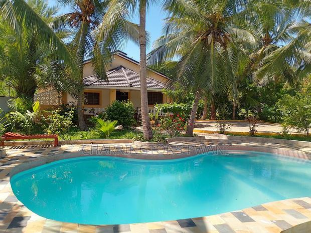 Furnished 3bdrm Villa in Diani for sale