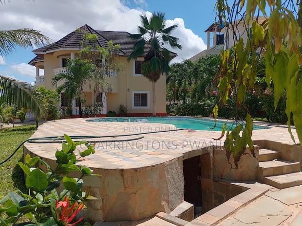 Furnished 4bdrm Duplex in Diani for sale