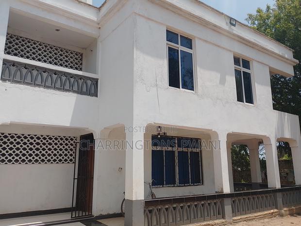 Furnished 5bdrm Maisonette in Nyumba Mbovu, Mwavumbo for sale