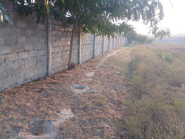 5 Acres in Mariakani - Ideal for Factory or Warehouse
