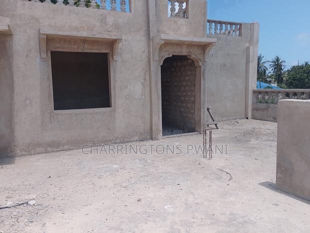 5bdrm Maisonette in Mwavumbo for sale