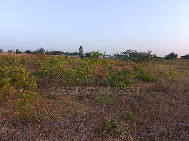 5 Acres in Mariakani - Ideal for Factory or Warehouse