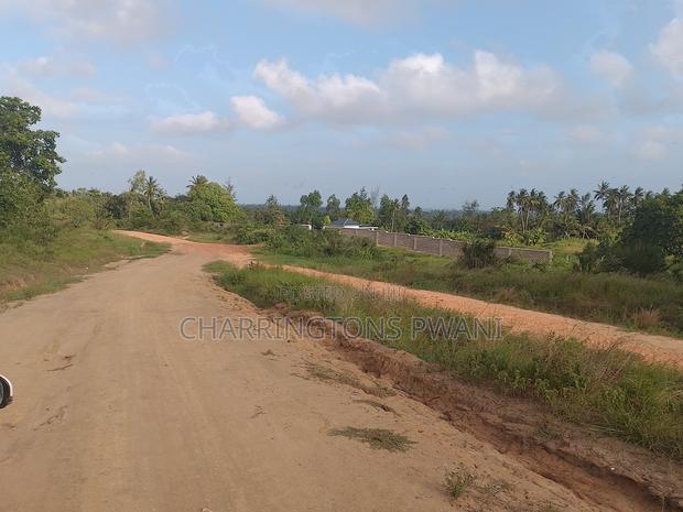 3 Acres in Mbuwani