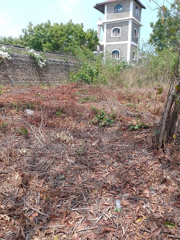 3/4 Acre Plot Near Simba Oryx - Diani | Kshs.10m Per 1/4