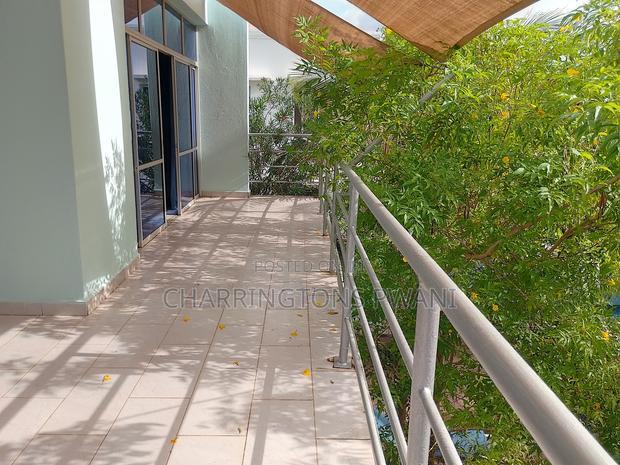 Furnished 3bdrm Villa in Diani for sale