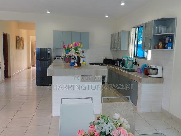 Furnished 3bdrm Villa in Diani for sale