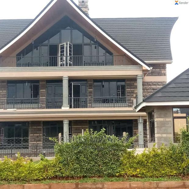 Furnished 6bdrm Maisonette in Daykio, Kimbo for Sale