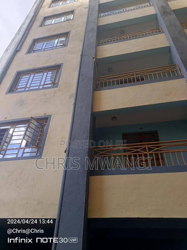 2bdrm Block of Flats in Kamakis Estate for sale