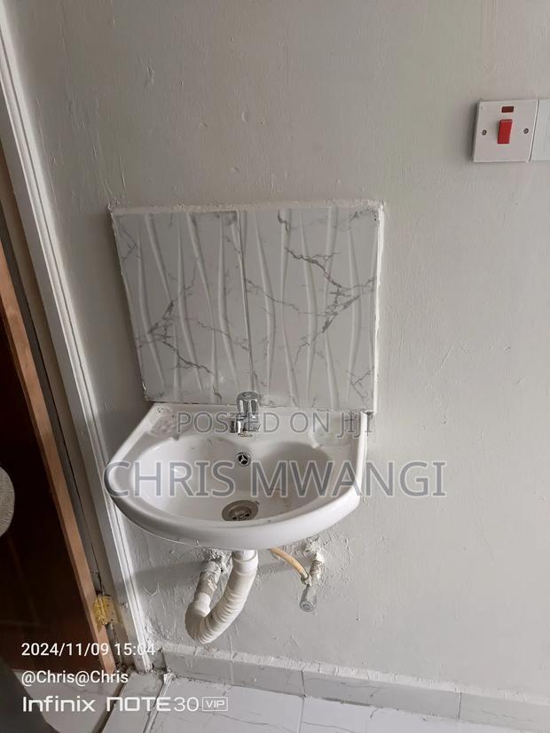1bdrm Block of Flats in Kamakis Estate for sale