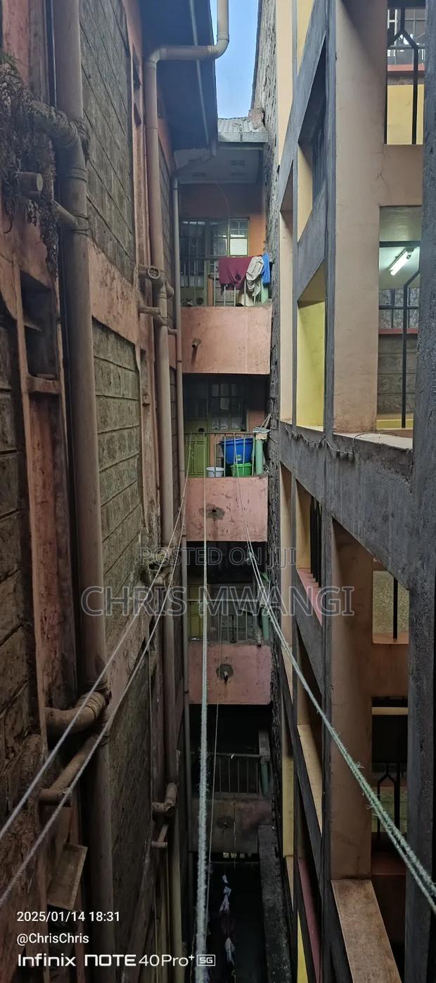 1bdrm Block of Flats in Sportview Street, Kasarani for sale