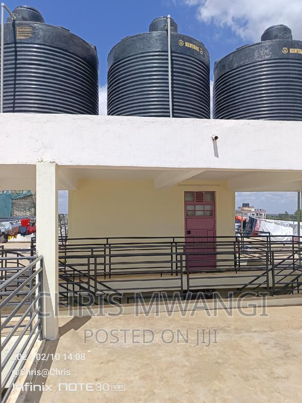 2bdrm Block of Flats in Kamakis Estate for sale
