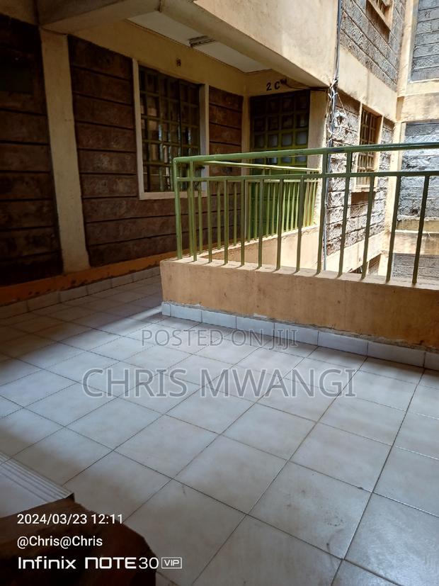2bdrm Block of Flats in Season Estate for sale