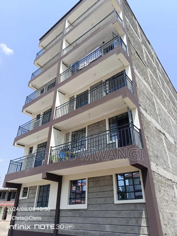 1bdrm Block of Flats in Kamakis Estate for sale
