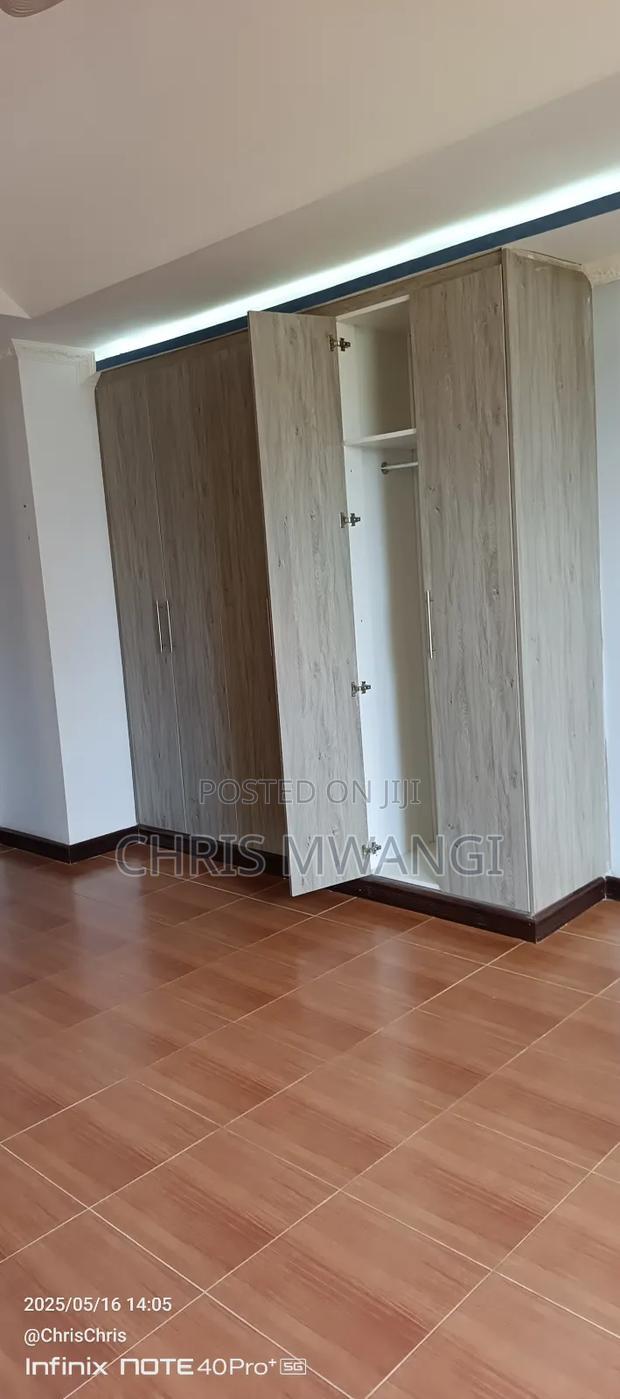 Furnished 5bdrm Block of Flats in Kenyatta Road Estate for sale