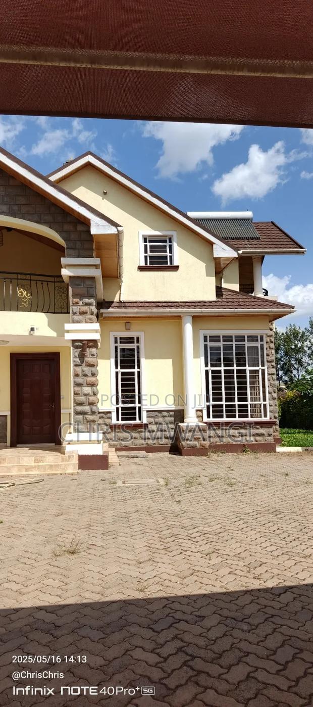 Furnished 5bdrm Block of Flats in Kenyatta Road Estate for sale