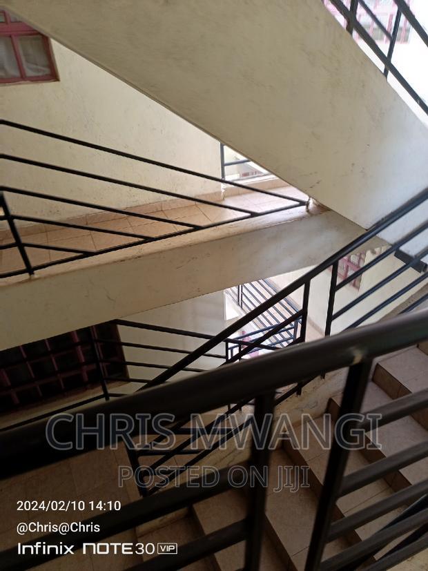 2bdrm Block of Flats in Kamakis Estate for sale