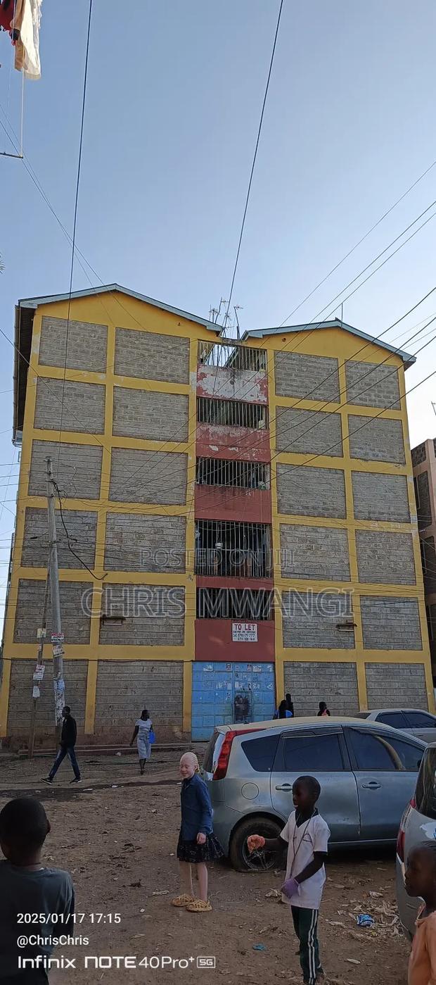 1bdrm Block of Flats in Zimmerman Estate for sale
