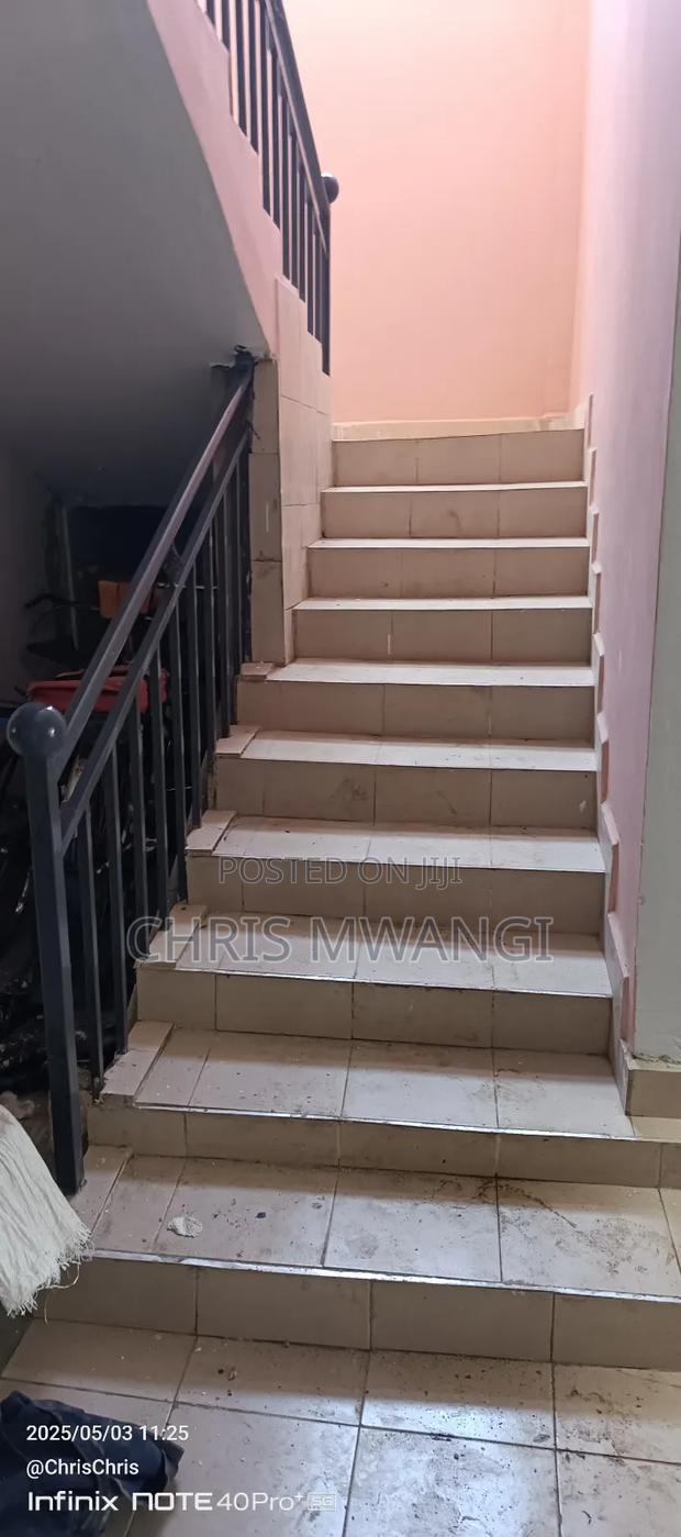 1bdrm Block of Flats in Ngoigwa Estate, Thika CBD for sale
