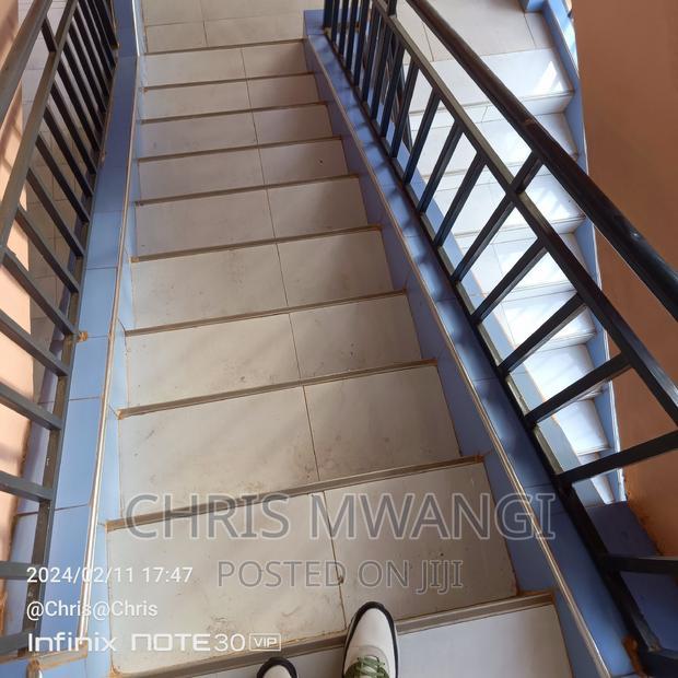 1bdrm Block of Flats in Kasarani Season, Seasons Estate for sale