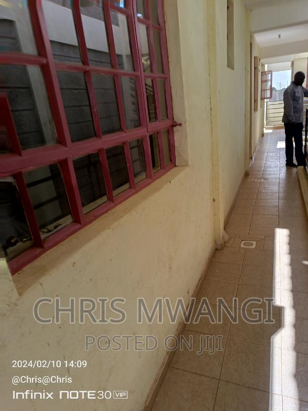 2bdrm Block of Flats in Kamakis Estate for sale