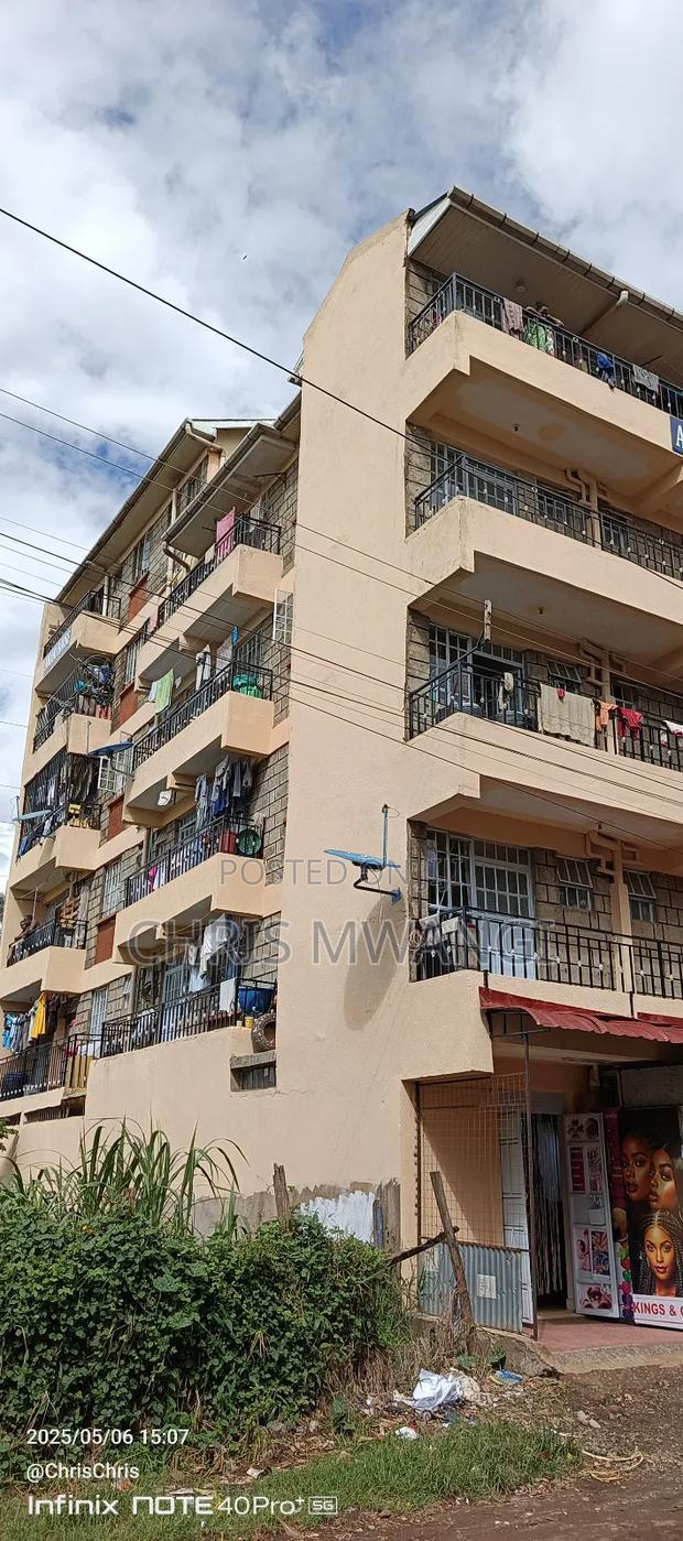 2bdrm Block of Flats in Season Street, Kasarani for sale