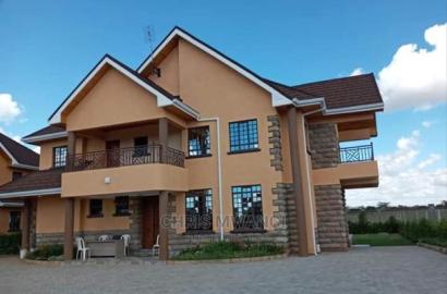 Furnished 4bdrm Maisonette in Kenyatta Road for Sale