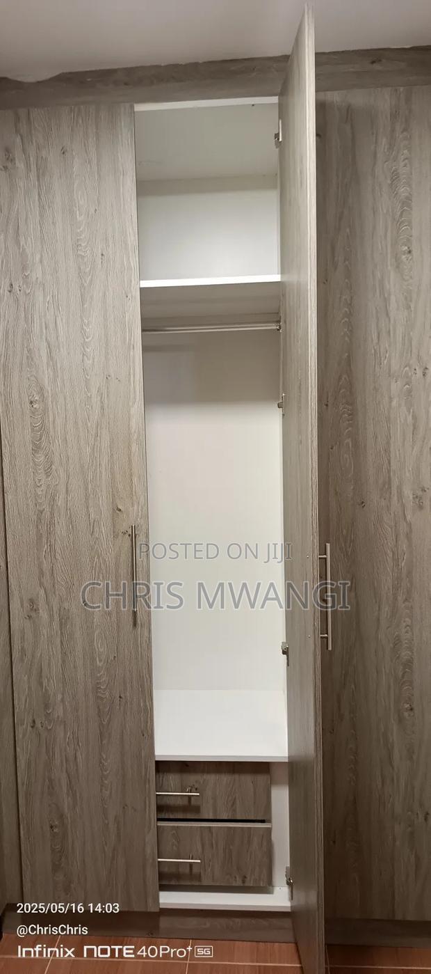 Furnished 5bdrm Block of Flats in Kenyatta Road Estate for sale