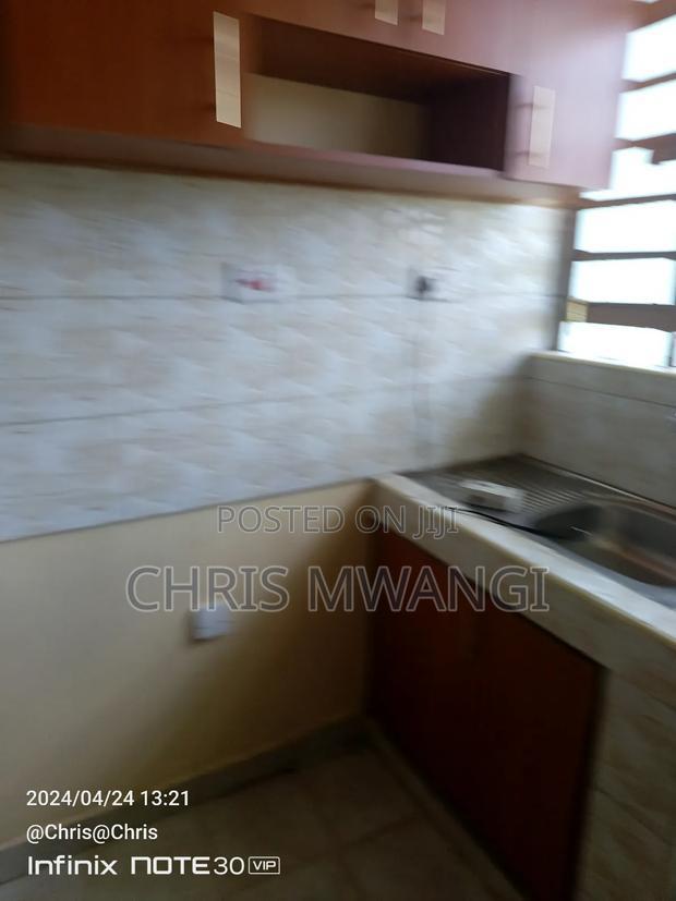 2bdrm Block of Flats in Kamakis Estate for sale