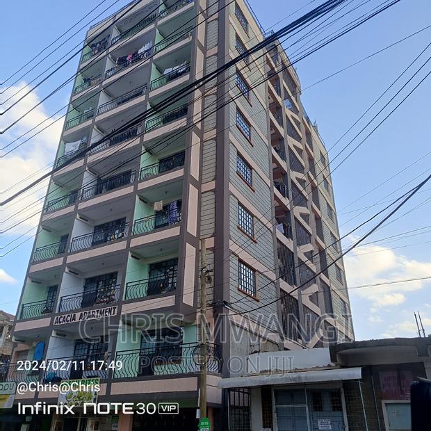 1bdrm Block of Flats in Season Estate for sale
