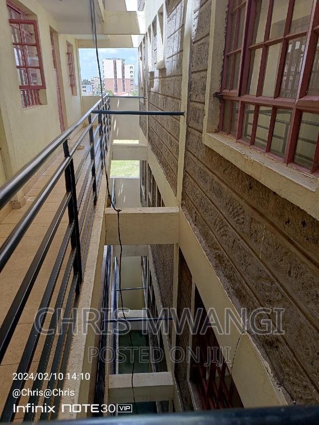 2bdrm Block of Flats in Kamakis Estate for sale