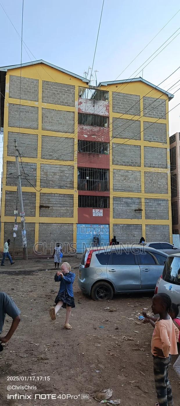 1bdrm Block of Flats in Zimmerman Estate for sale