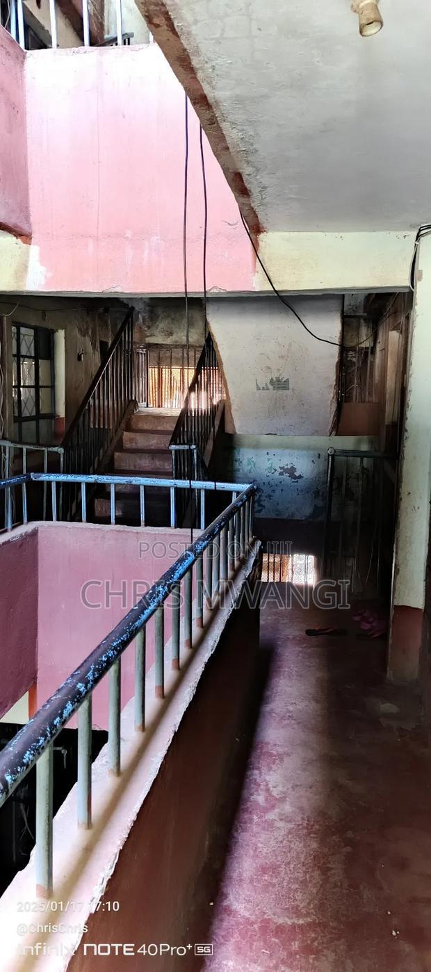 1bdrm Block of Flats in Zimmerman Estate for sale