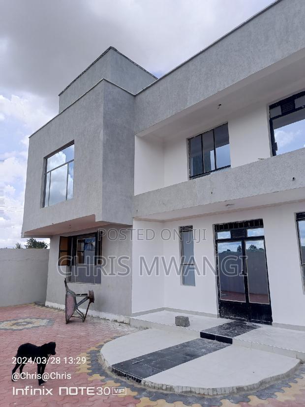 Furnished 4bdrm Maisonette in Joska Estate for sale