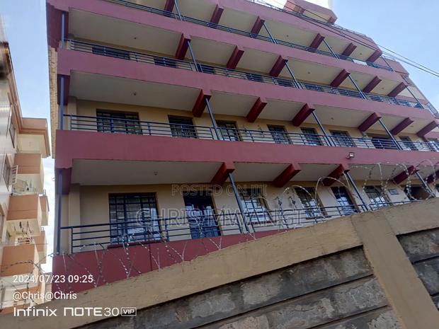 2bdrm Block of Flats in Ruaka Estate for sale
