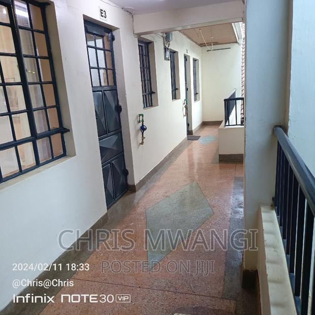 2bdrm Block of Flats in Thindigua Estate for sale