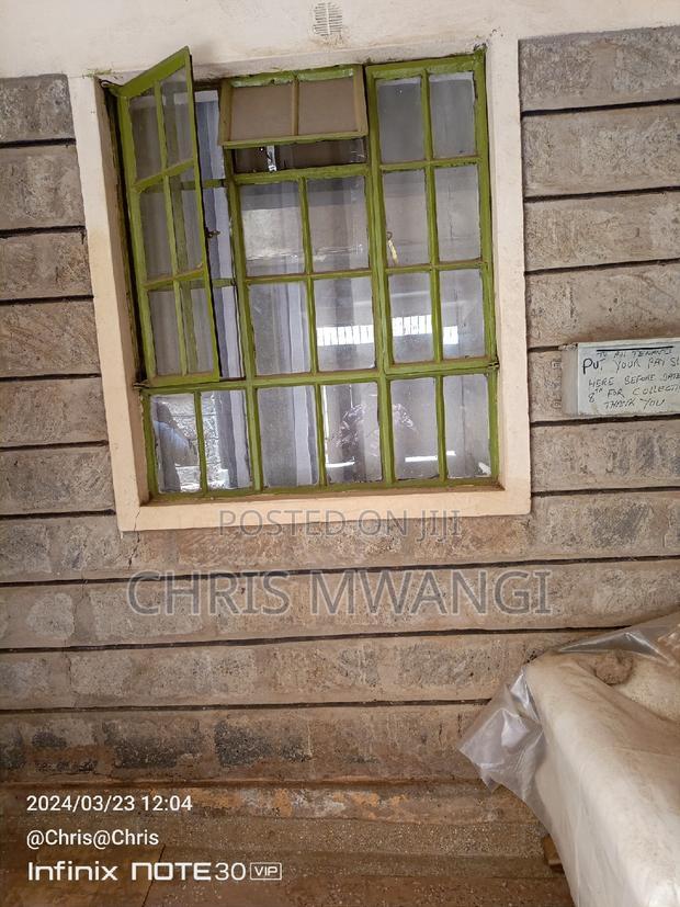 2bdrm Block of Flats in Season Estate for sale