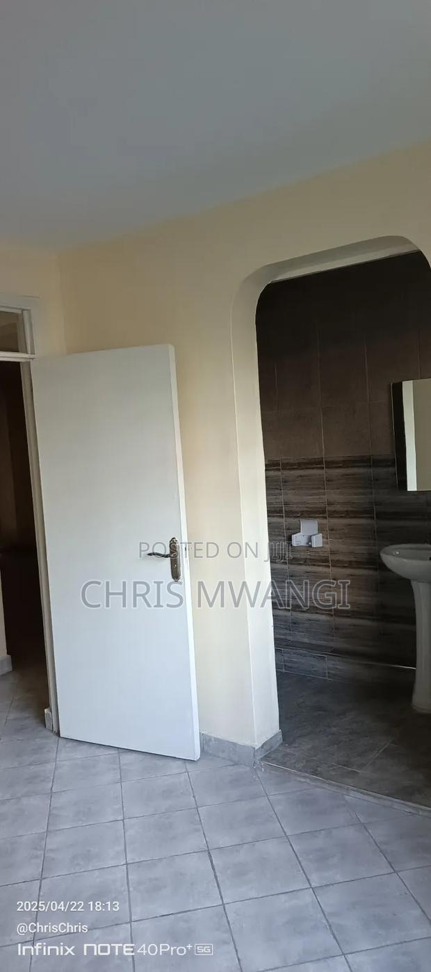Furnished 1bdrm Block of Flats in Mirema Street, Roysambu for sale