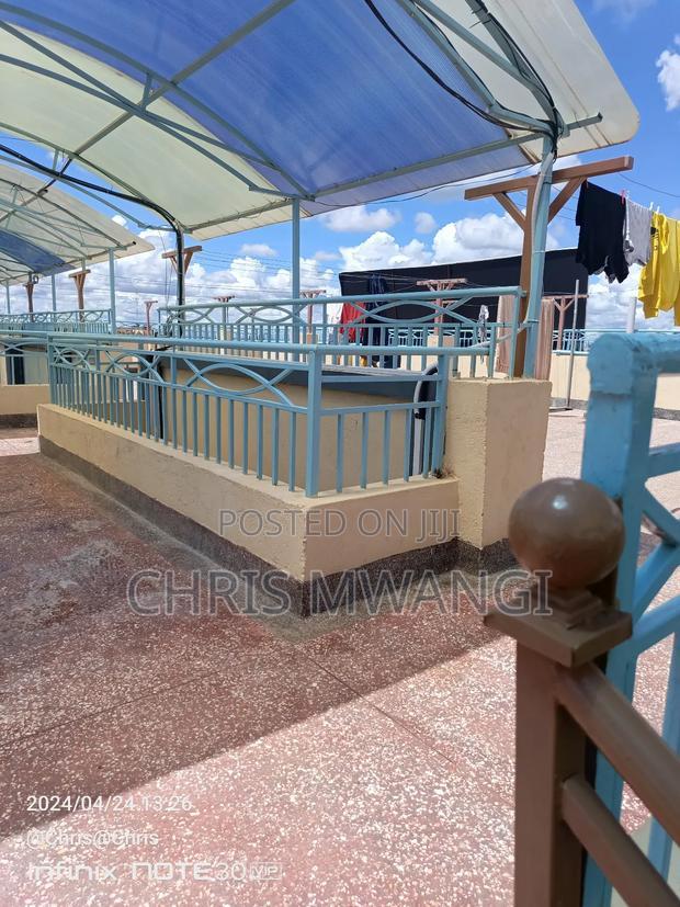 2bdrm Block of Flats in Kamakis Estate for sale