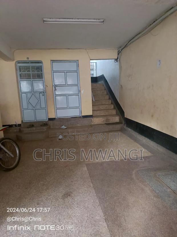 2bdrm Block of Flats in Ngumba Estate for sale