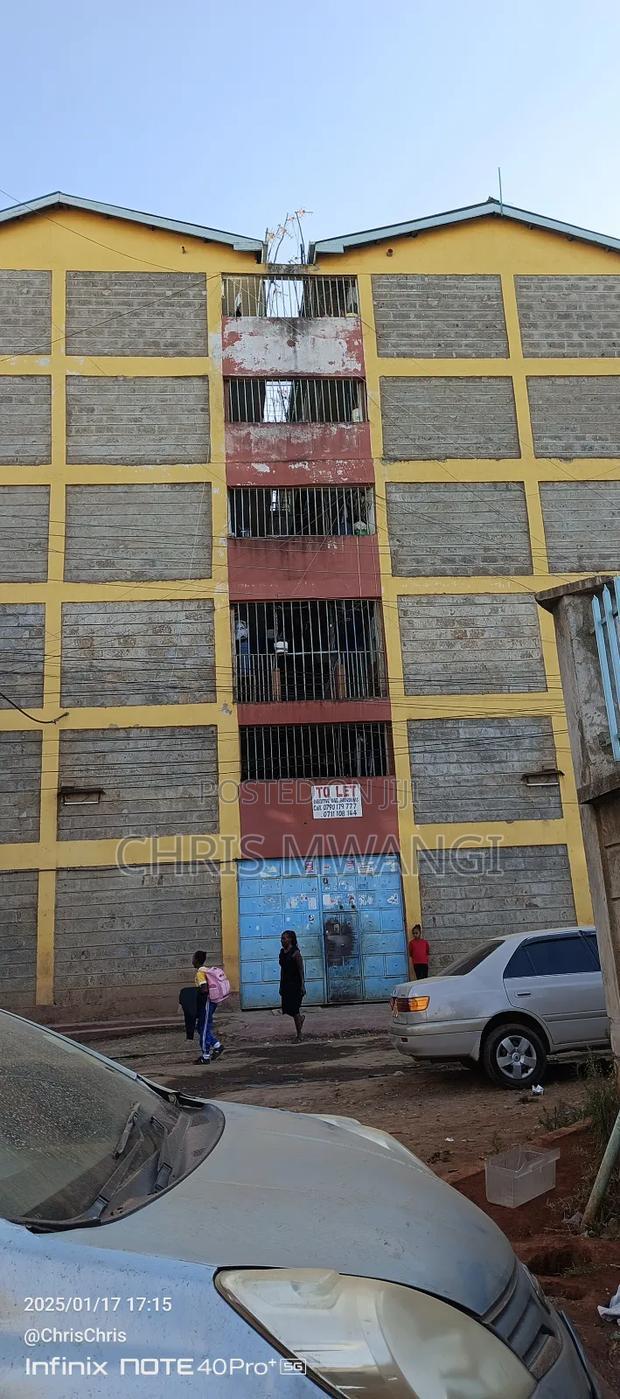 1bdrm Block of Flats in Zimmerman Estate for sale