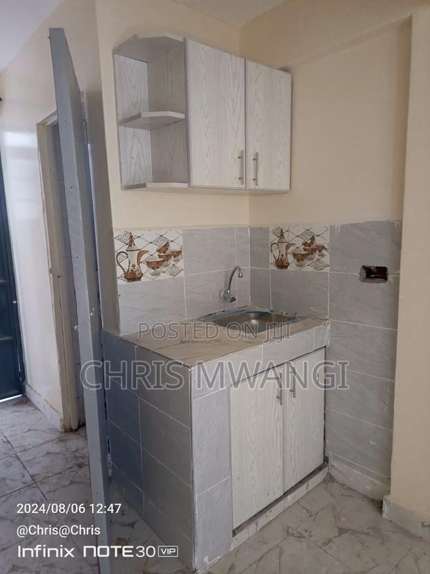 1bdrm Block of Flats in Kasarani Street, Seasons Estate for sale