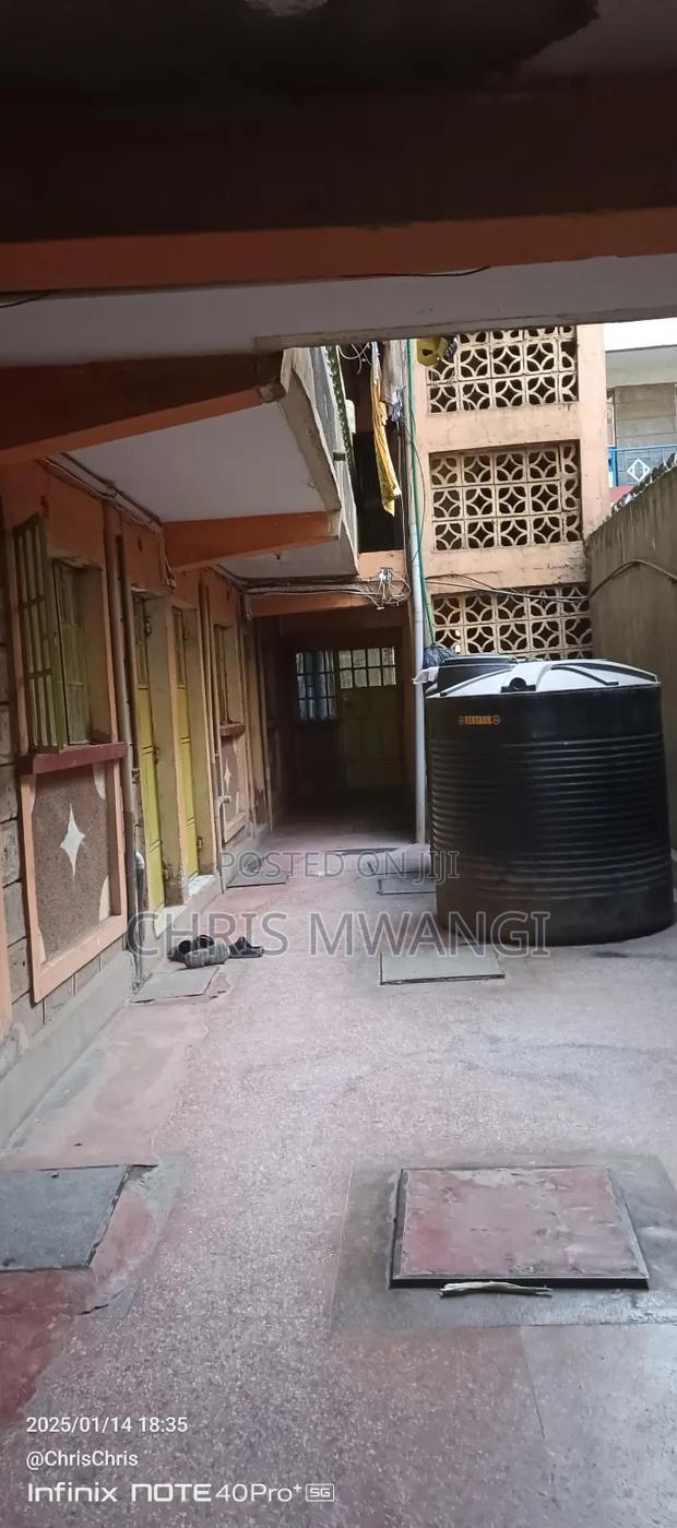 1bdrm Block of Flats in Sportview Street, Kasarani for sale