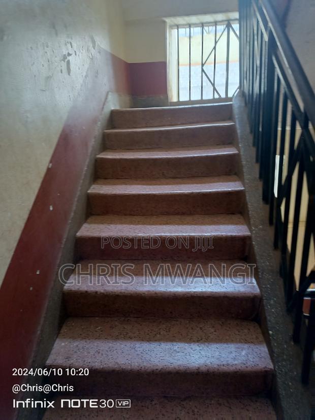 2bdrm Block of Flats in Kahawandani Estate for sale