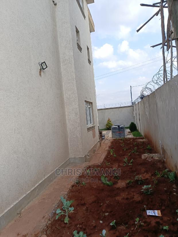 5bdrm Maisonette in Emarlands Plains, Kamakis for sale
